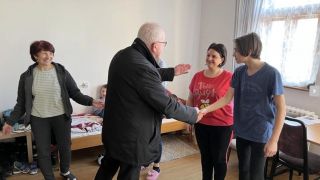 image:Image Katolická církev v ČR pomáhá Ukrajincům: Ubytování, potraviny ale i pomoc s integrací