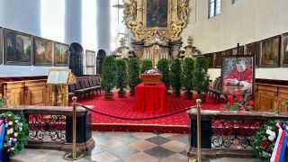 image:Image Pohřeb kardinála Dominika Duky