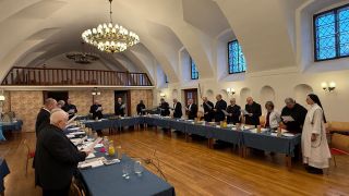 image:Image 146. plenární zasedání ČBK se konalo v Praze