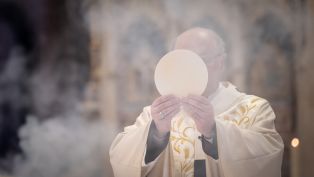 image:Image Velikonoce s biskupy 2026